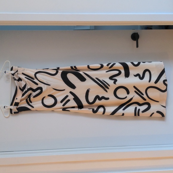 Paintbrush pattern dress - Picture 1 of 4